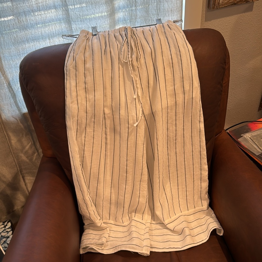 Perfect summer dress Capri pants - Picture 2 of 5